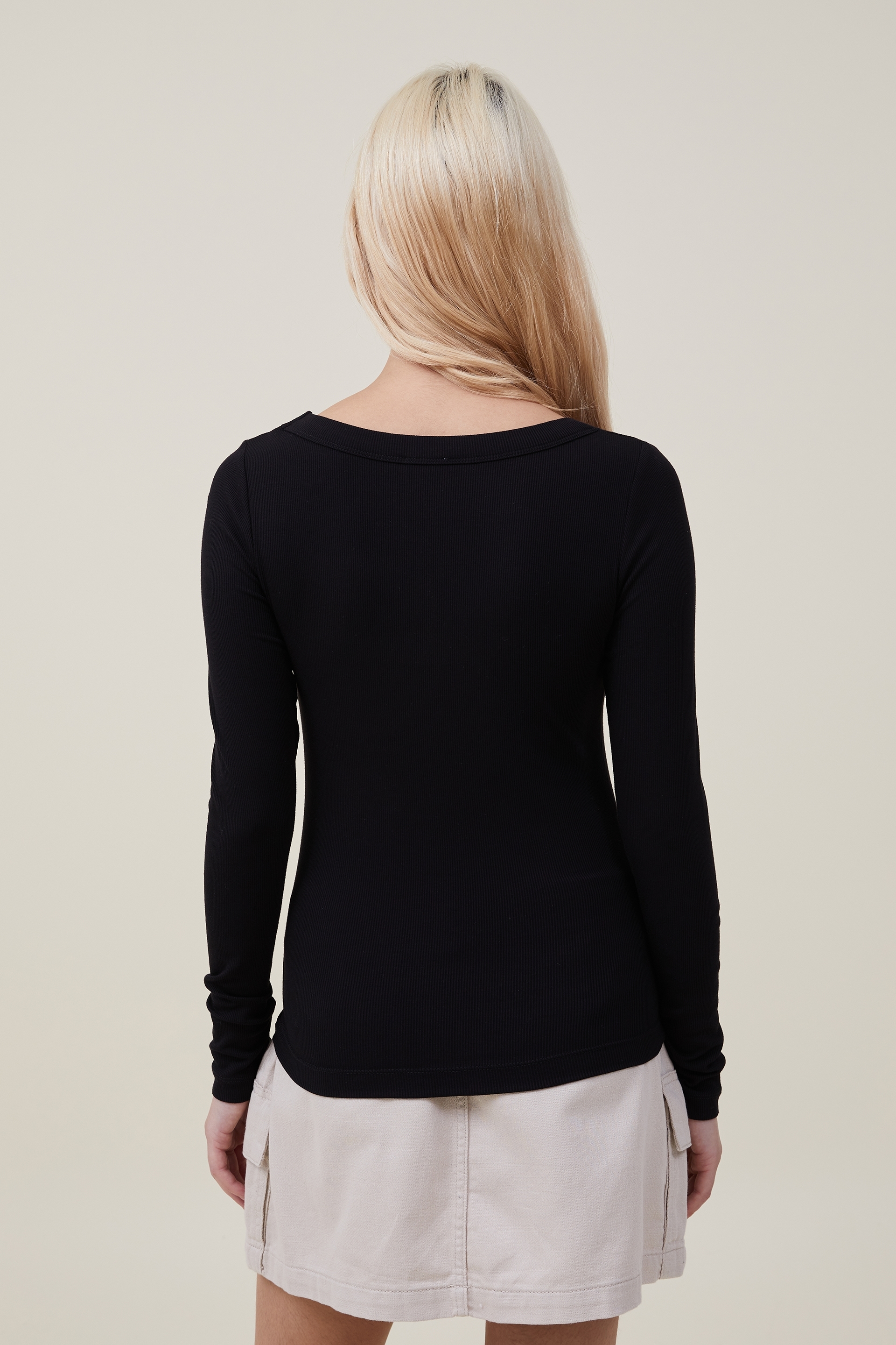 Staple Rib Scoop Neck Long Sleeve Top