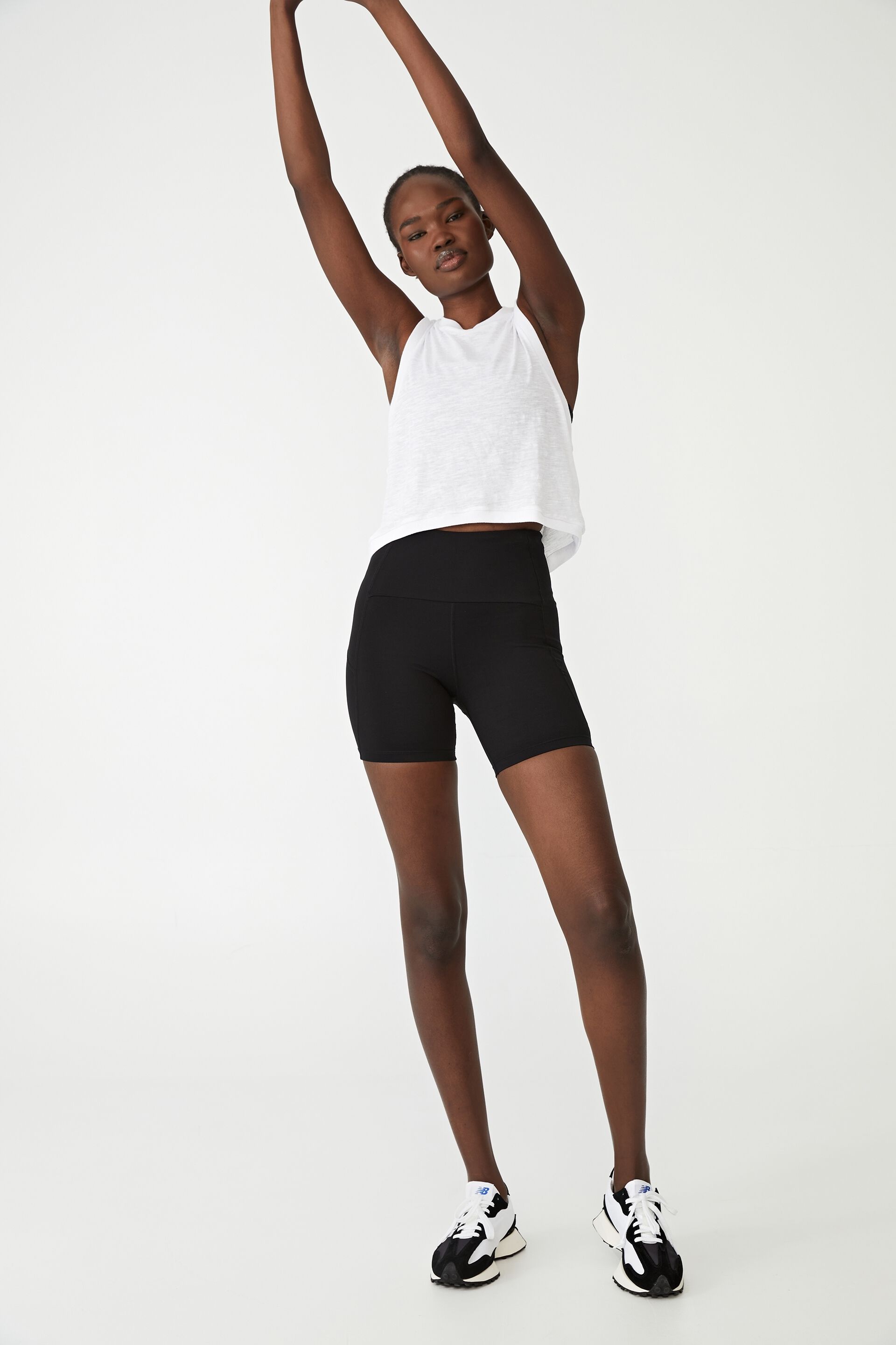 Women Leggings & Sweatpants | Compression Mid Length Bike Short - XT36823
