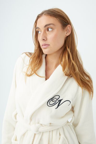 The Hotel Luxe Robe Personalisation, COCONUT MILK
