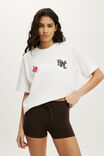 Active Graphic Tee, WHITE/COLLEGIATE - example image 5