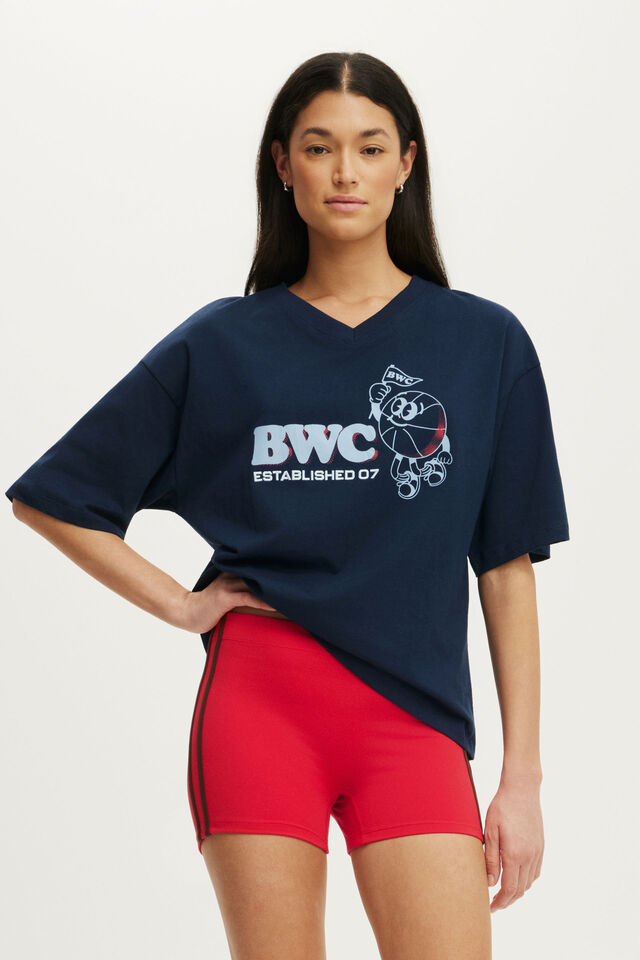 Active Graphic V-Neck Tee, PREP SPORT NAVY/RETRO
