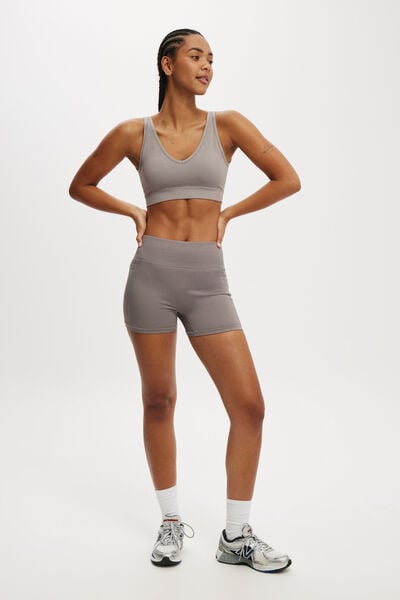 Shorts - Seamless Pocket Shortie Short, DESERT GREY