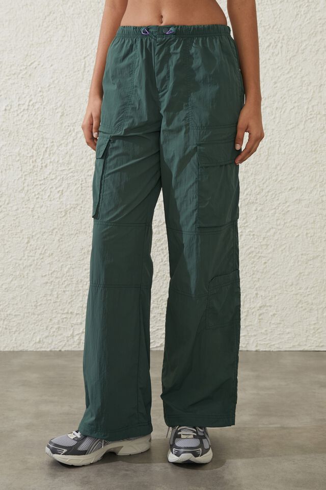Active Utility Pant, HOLLY GREEN
