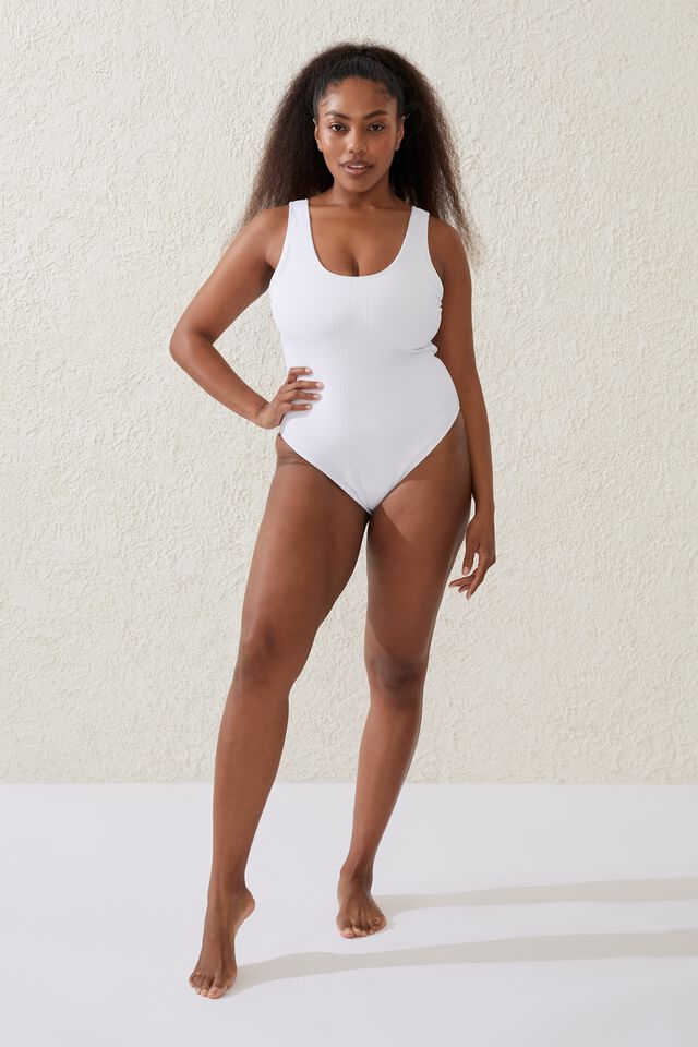 12 On-Point Swimsuits You Should Scoop Now