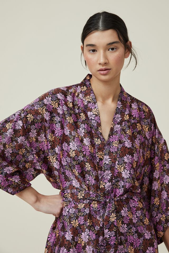 Satin Robe, SCATTERED DAISY DIGITAL ORCHID