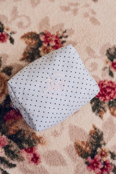 Beauty Bag Medium, LISA POLKA DOT VIOLET BLUE