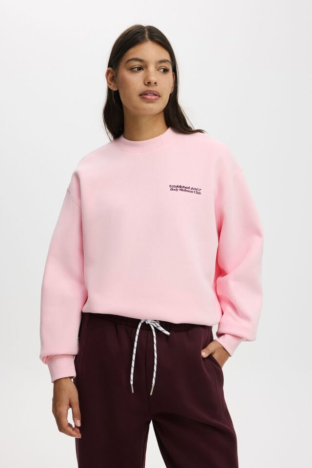 Plush Graphic Crew Sweatshirt, CHERRY DREAM/BW CLUB
