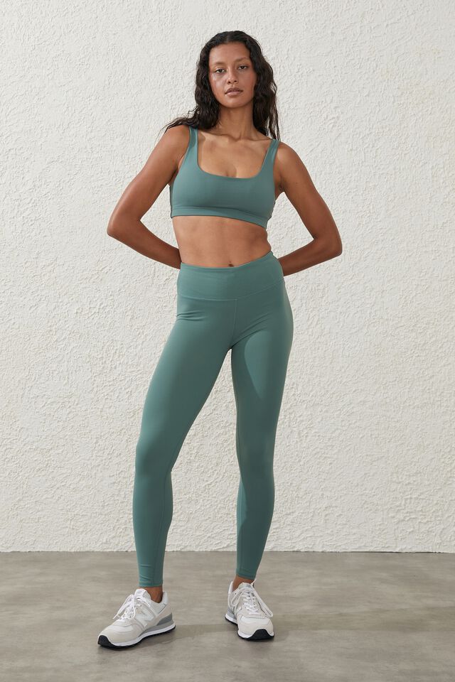 Today's Christmas Deals Womens Yoga Pants Elastic Waist Capri Leggings  Casual Running Capris Joggers Workout Gym Skinny Tight Ladies Cropped Pants  Army Green : : Clothing, Shoes & Accessories