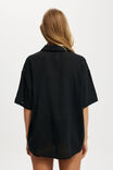 The Essential Short Sleeve Beach Shirt Asia Fit, BLACK - alternate image 3