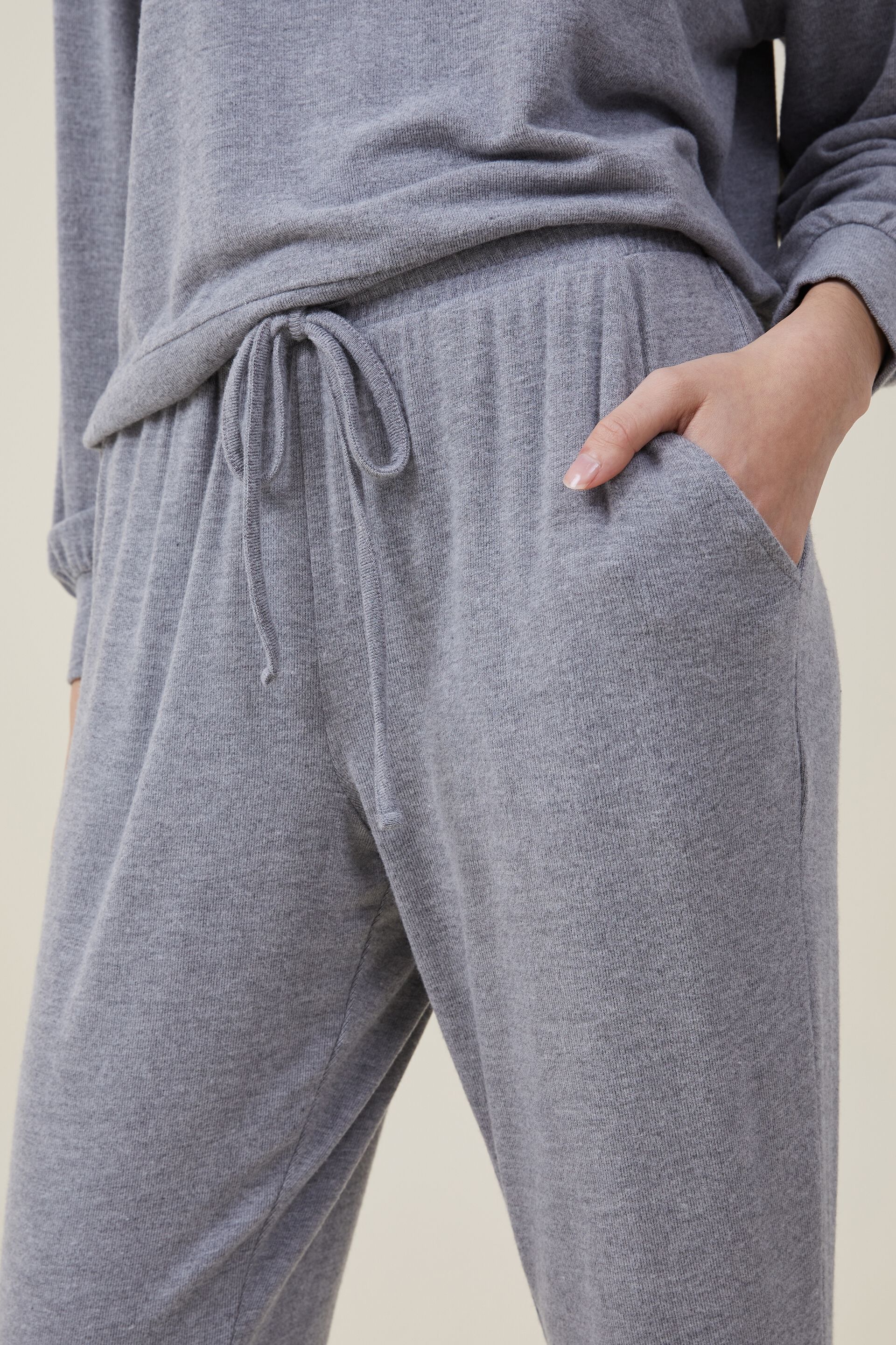La Vie en Rose Super Soft Pyjama Pants | Kingsway Mall