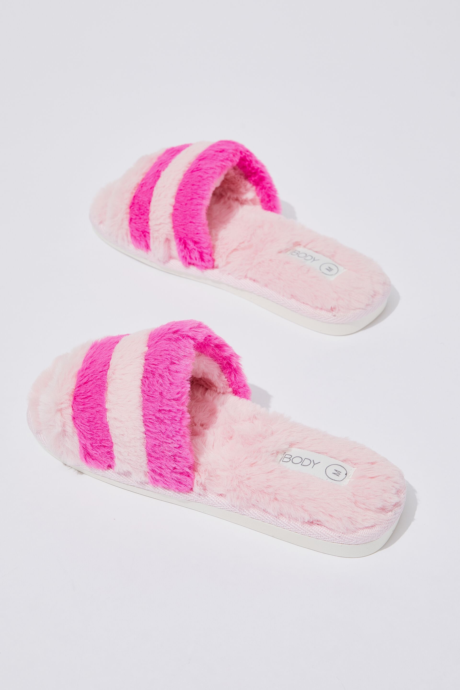 Snuggies Girls Slippers Pink