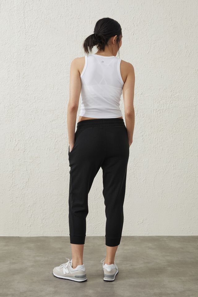 Lifestyle Cropped Gym Trackpant, BLACK