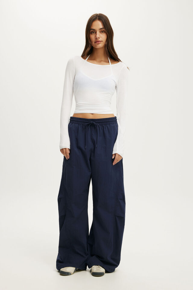 Active Sheer Boat Neck Longsleeve, WHITE