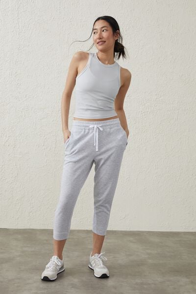 Lifestyle Cropped Gym Trackpant, CLOUDY GREY MARLE