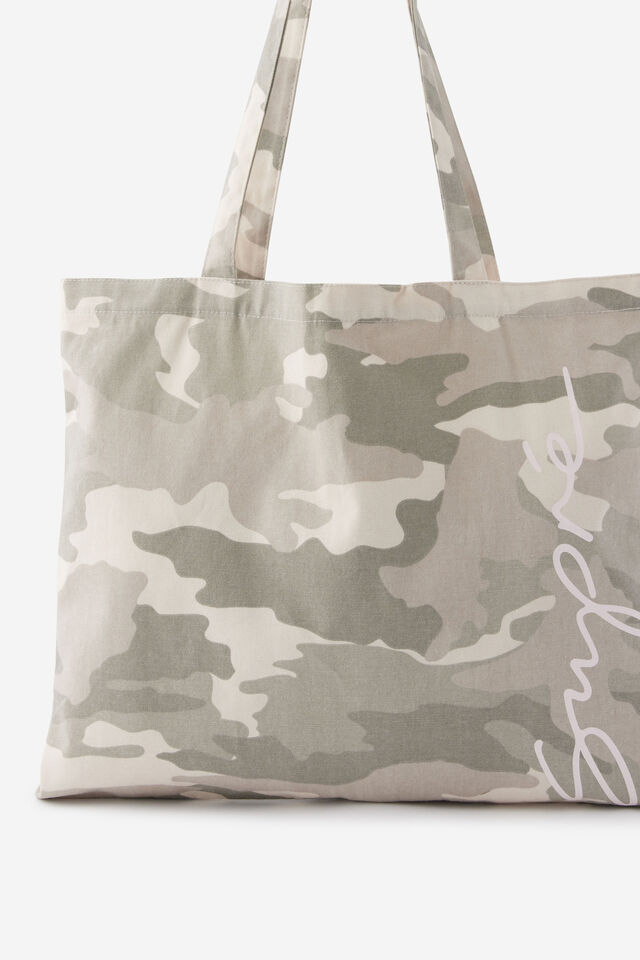 Supre Foundation Square Tote, CAMO