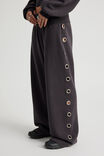 Select Colour: WASHED BLACK/EYELET