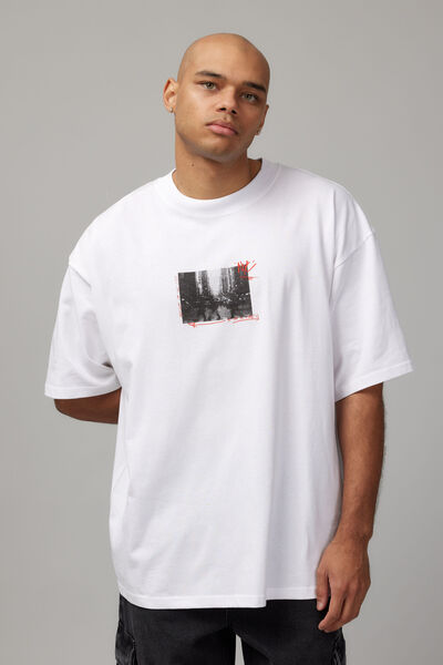 Box Fit Unified Tshirt, UC WHITE/TRAIN SCRIBBLE