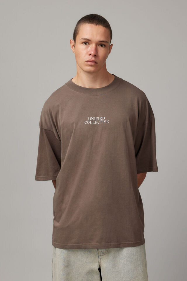 Box Fit Unified Tshirt, UC CEDAR/TRAFFIC LIGHT