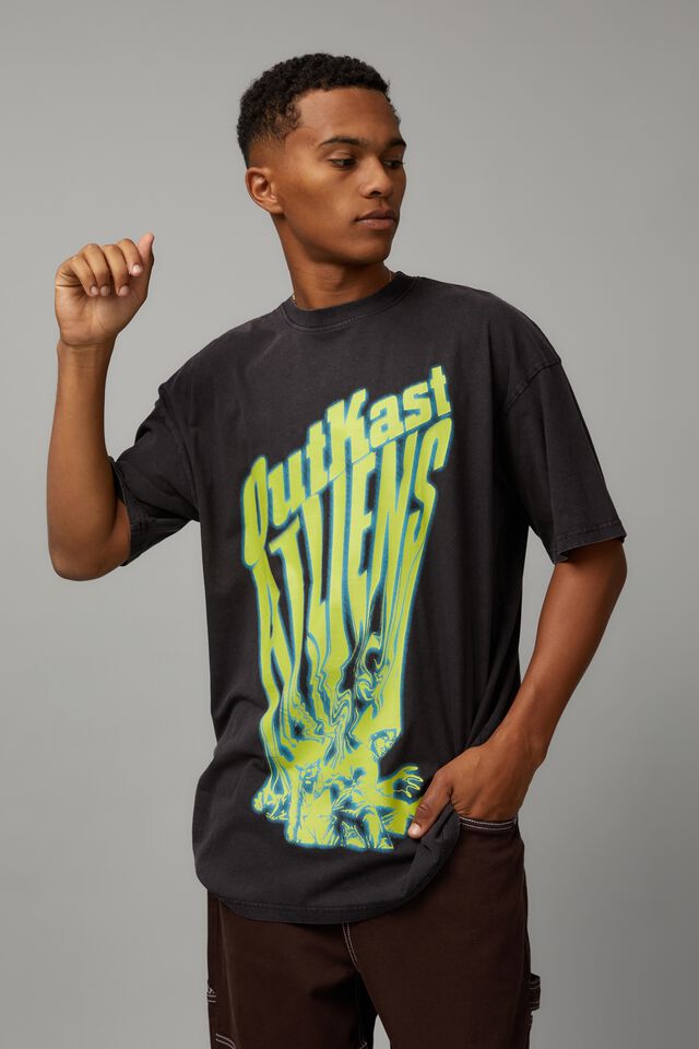 Outkast Atliens Cover Oversize T-Shirt