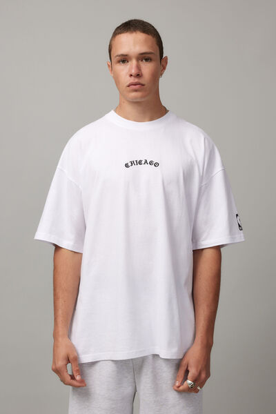 Oversized Nba T Shirt, LCN NBA WHITE/BULLS GOTHIC