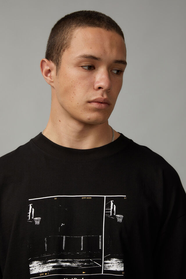 Box Fit Unified Tshirt, BLACK/STREET COURTS