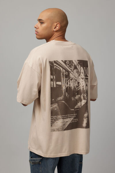 Box Fit Unified Tshirt, UC BEIGE/NYC TAPESTRY