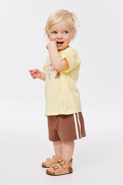 Baby Essential Relaxed Short, LIGHT BROWN