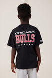 License Drop Shoulder Short Sleeve Tee, LCN NBA BLACK/CHICAGO BULLS BADGE - alternate image 3