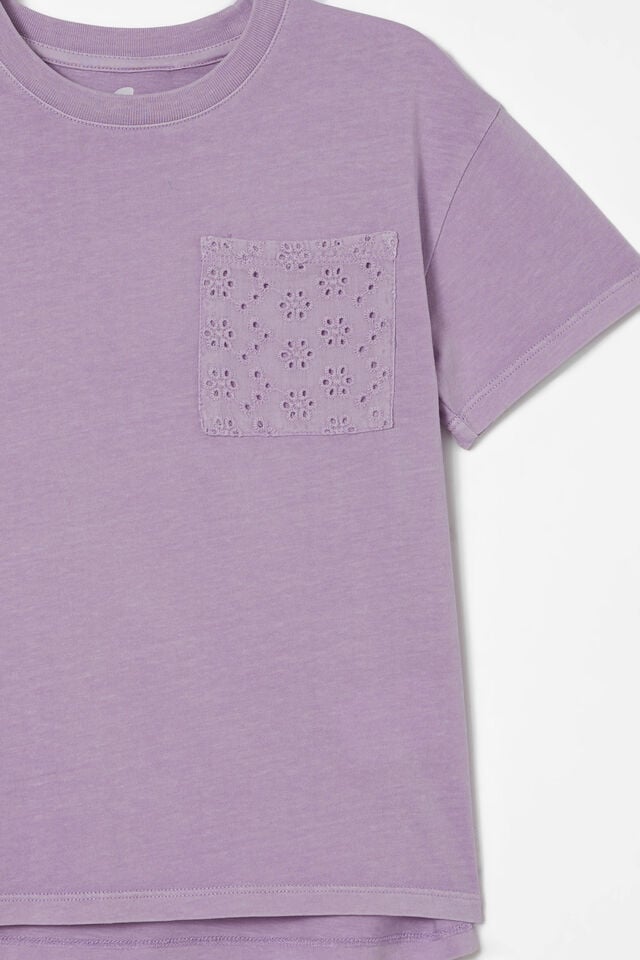 Poppy Short Sleeve Graphic Print Tee, LILAC DROP WASH/FLORAL POCKET