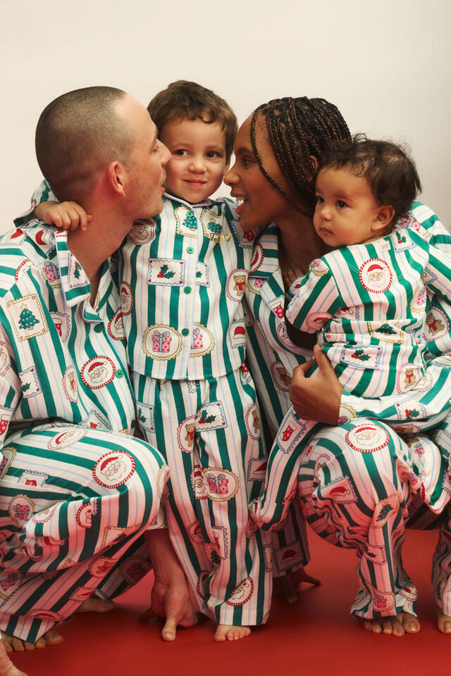 Kids Flannel Xmas Pj Set, ENGLISH IVY/SANTA STAMP