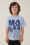 Camiseta - Jonny Short Sleeve Print Tee, DUSTY BLUE/MAMA S BOY - vista alternativa 1