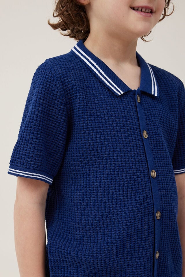 Knitted Short Sleeve Shirt, IN THE NAVY