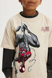 License Drop Shoulder Short Sleeve Tee, LCN MAR RAINY DAY/SPIDERMAN MILES PEACE - vista alternativa 4