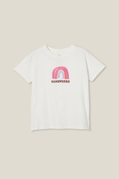 Camiseta - Poppy Short Sleeve Print Tee, VANILLA/RAINBOW SOMEWHERE