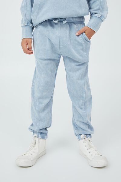 Murphy Slouch Trackpant, DUSTY BLUE ACID WASH
