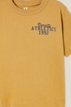 Camiseta - Jonny Short Sleeve Print Tee, MUSTARD SEED/VARSITY ATHLETICS 1992 - vista alternativa 2