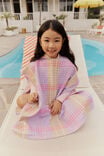 Kids Hooded Towel, PINK GERBERA/WAFFLE CHECK - alternate image 2