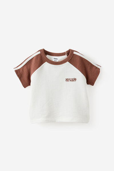 Baby Textured Tee, LIGHT BROWN/WALK IN THE PARK
