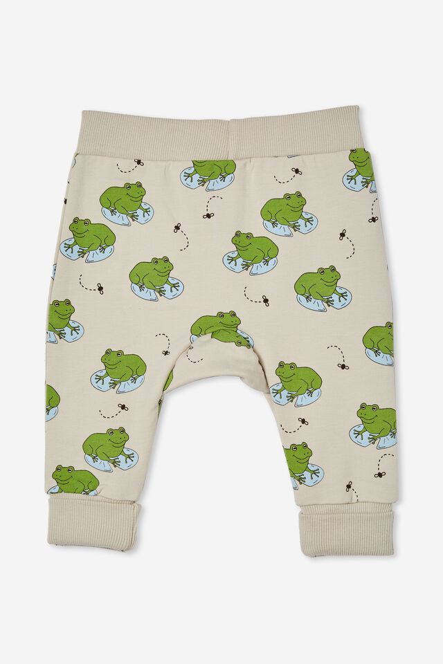 Peta Trackpant, RAINY DAY/FROG IN THE POND