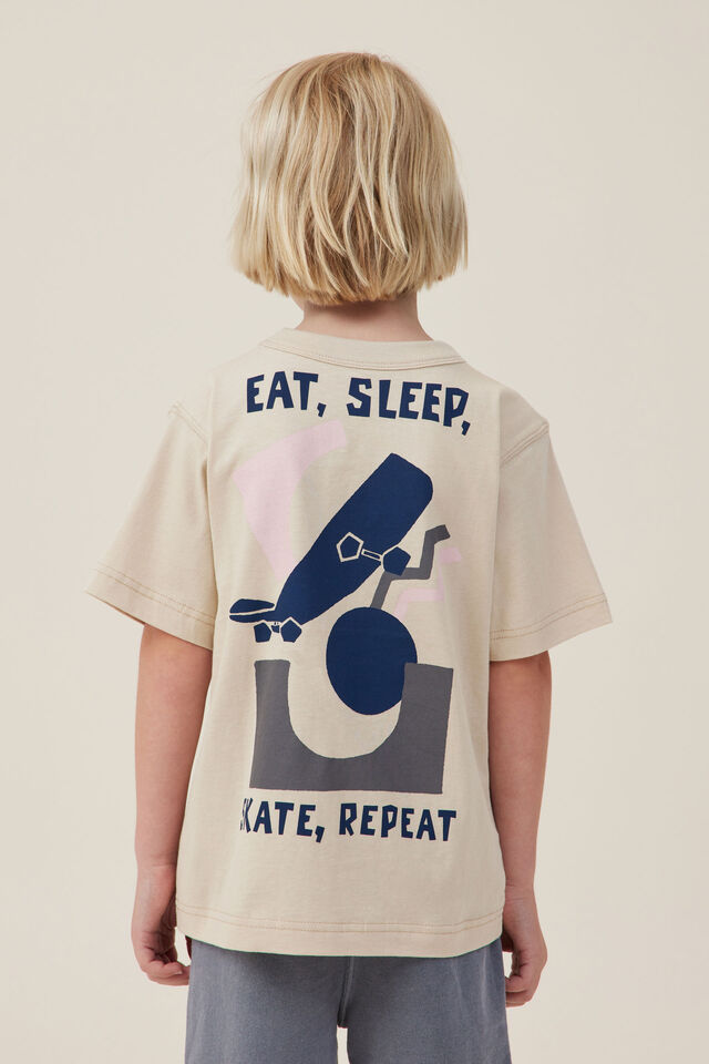 Camiseta - Jonny Short Sleeve Print Tee, RAINY DAY/EAT SLEEP SKATE REPEAT