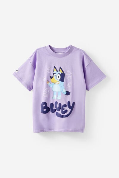 License Drop Shoulder Short Sleeve Tee, LCN BLU BLUEY CUPCAKE/LILAC MOOD