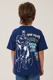 Camiseta - Batman License Drop Shoulder Short Sleeve Tee, LCN WB IN THE NAVY/BATMAN CRIME FIGHTER - vista alternativa 2