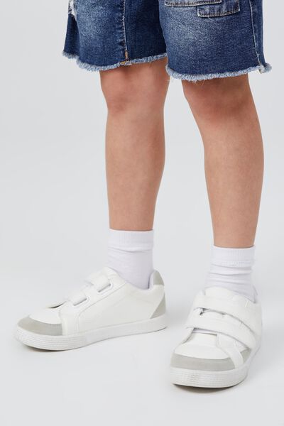 Cotton on Kids Teddy Classic Trainer