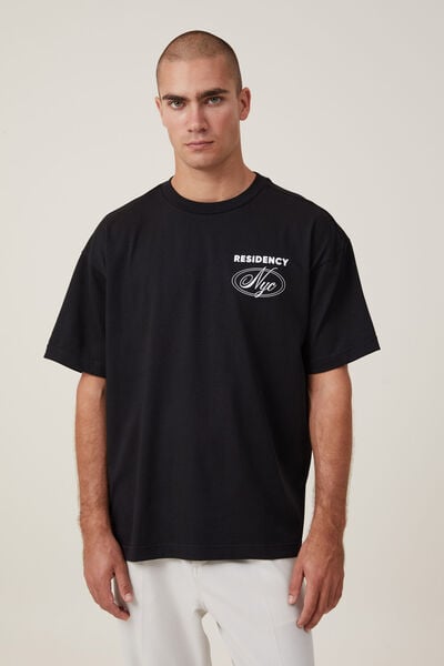 Camiseta - Heavy Weight Text T-Shirt, BLACK/RESIDENCY NYC