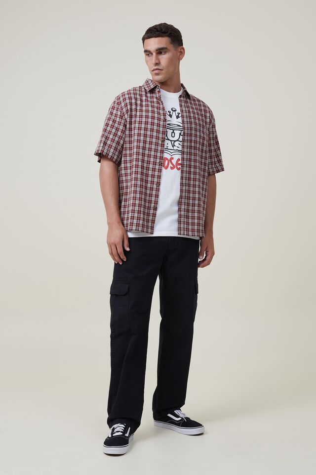 Camiseta - Premium Loose Fit Music T-Shirt, LCN MT VINTAGE WHITE/OUTKAST - RED ROSES