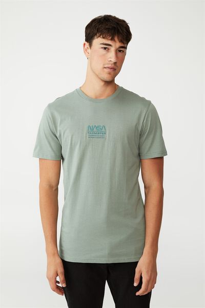 Tbar Collab Pop Culture T-Shirt, LCN NAS STEEL GREEN/NASA - JAPANESE