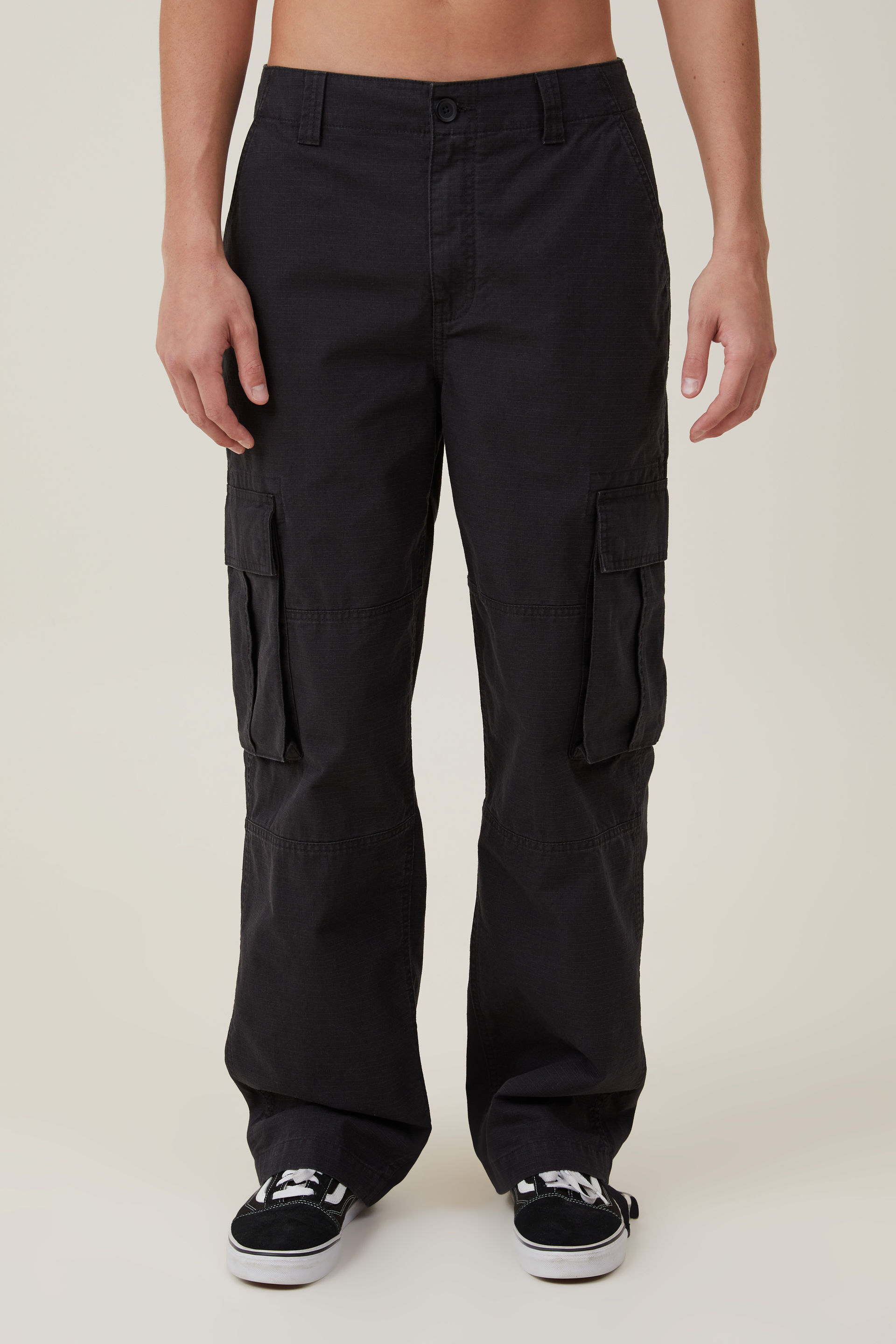 LEVI'S Men's Stay Loose Cargo Pants Pirate Black Twill - Central.co.th