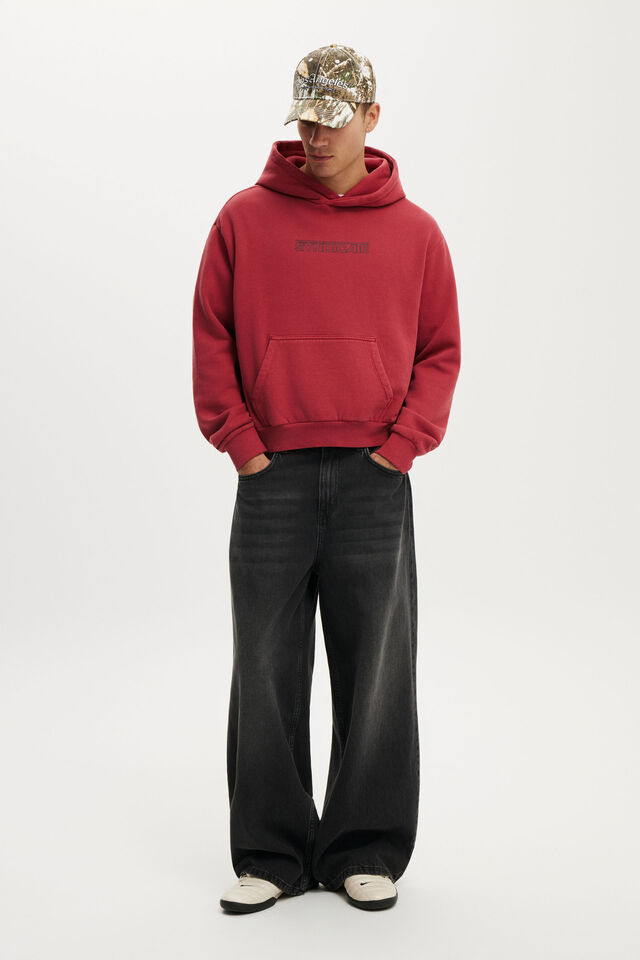 Cropped Fit Graphic Hoodie, GARNET RED / SYNDICATE