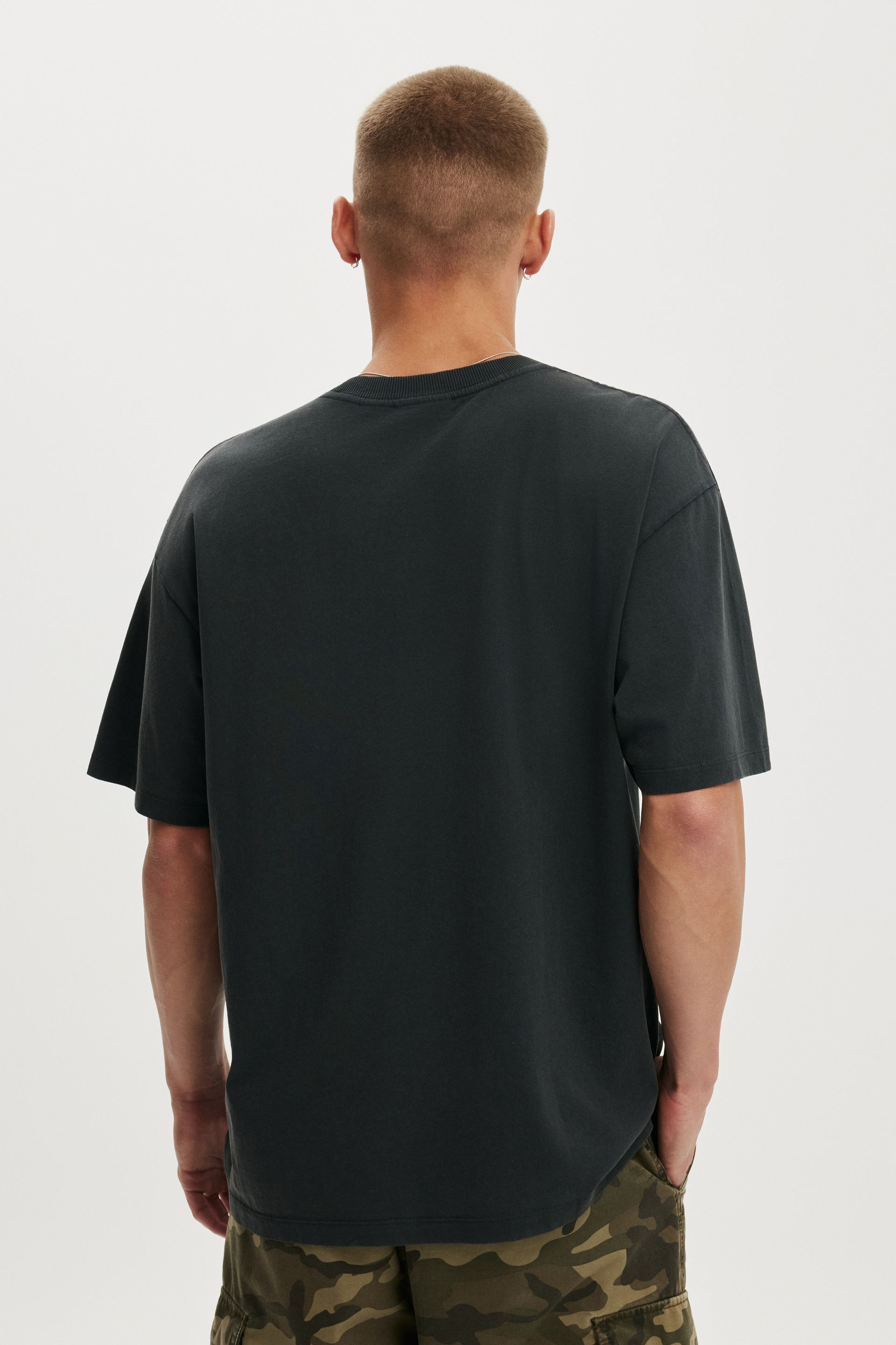 Men's Black Idles Music Everyday Fit T-Shirt | Cotton On United States