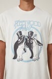 Premium Loose Fit Music T-Shirt, LCN MT CREAMPUFF / FLEETWOOD MAC - PENGUINS - alternate image 4